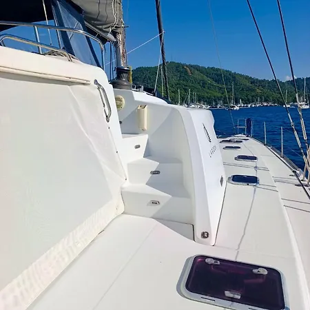 Catamaran Yatch Tour Båthotell *