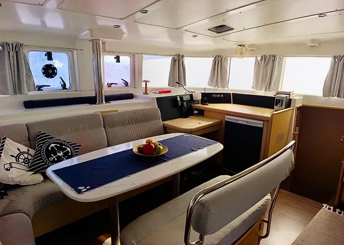 Catamaran Yatch Tour * Гёчек